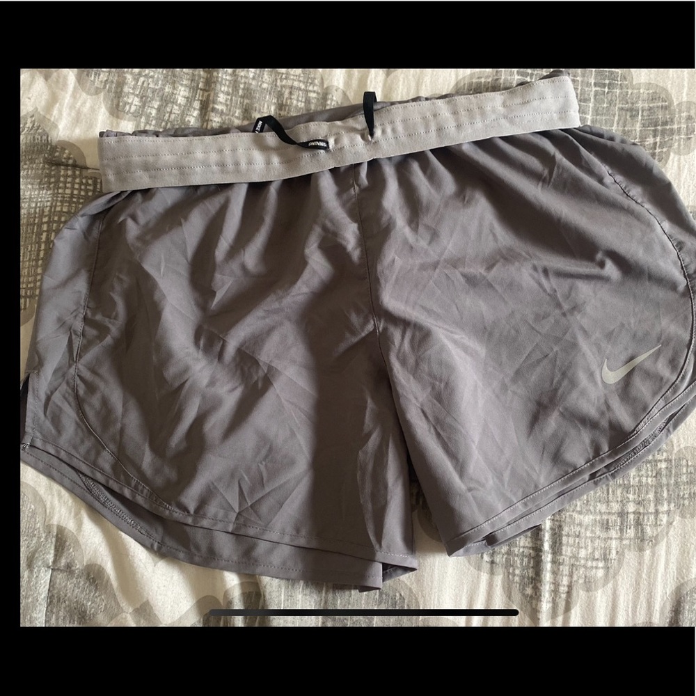 Brand New! Size Large Women’s Nike dri-fit running shorts